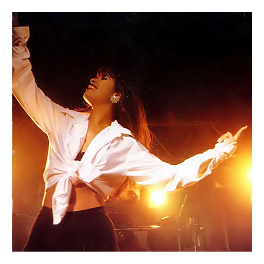 Selena Quintanilla Her Life in Photos