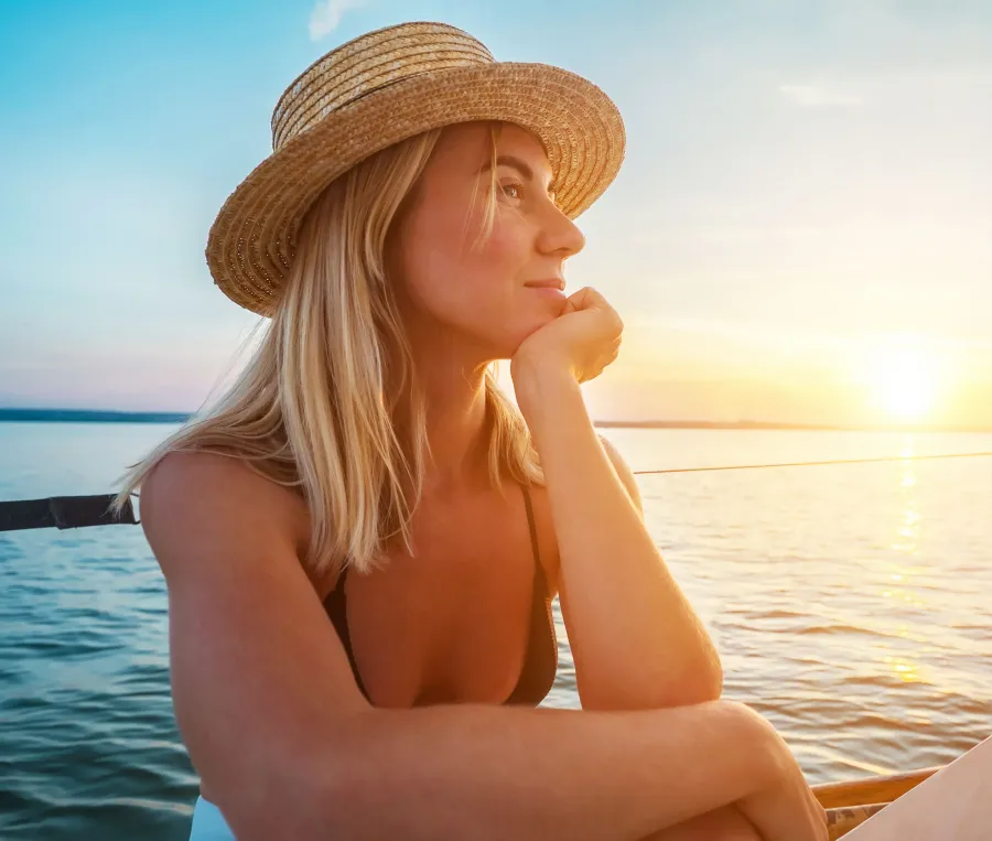 Must-Have Beauty Products for Your Spring and Summer Vacation