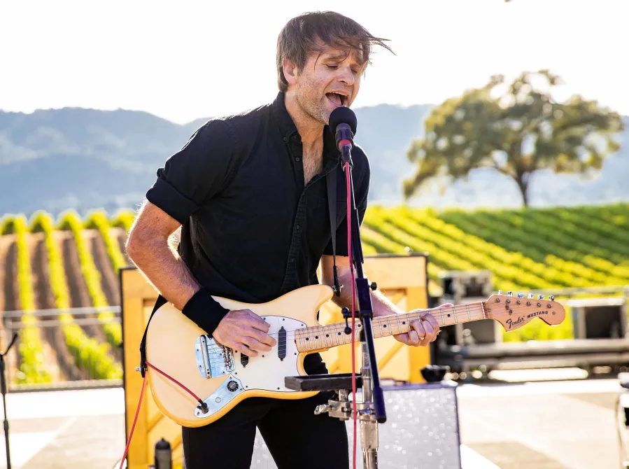 Stars Perform Online Concerts Amid Coronavirus