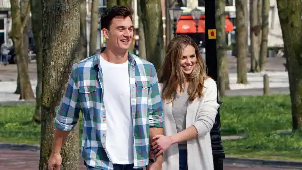 Tyler-Cameron-and-Hannah-Brown-on-The-Bachelorette-TikTok