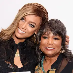 Tyra-Banks--My-Mom-Helped-Me-to-Not-‘Trip-Out-About’-My-Weight