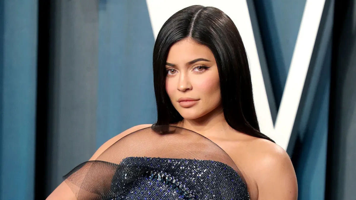 kylie jenner emilio pucci