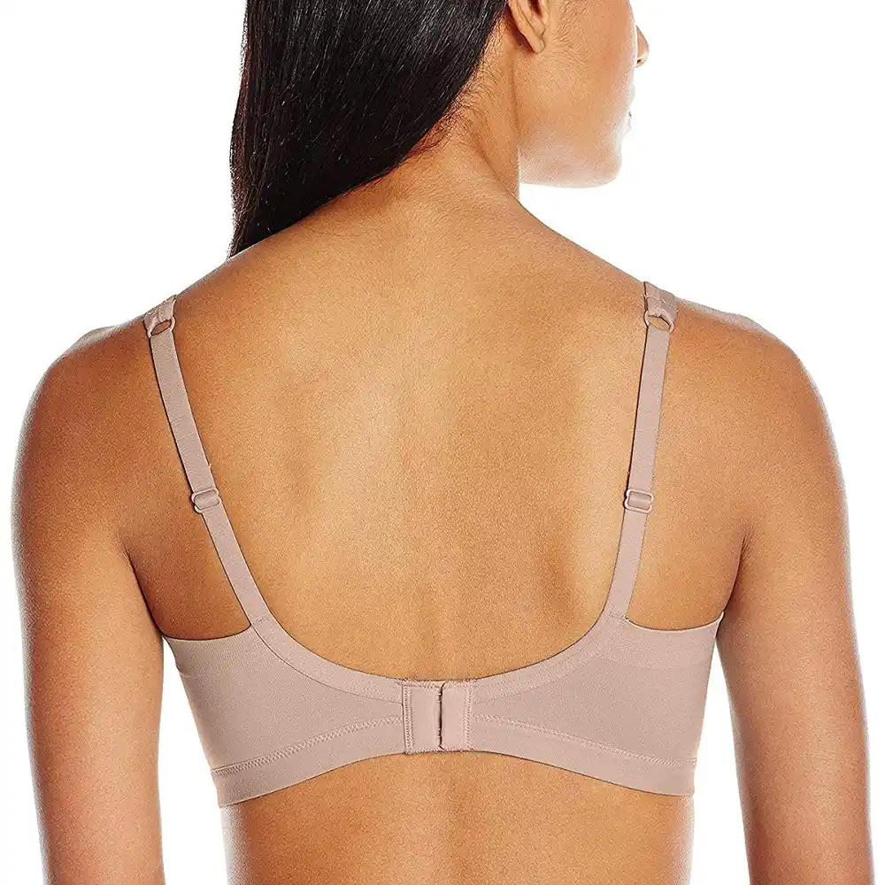 Warner&rsquo;s Easy Does It No Bulge Wire-Free Bra