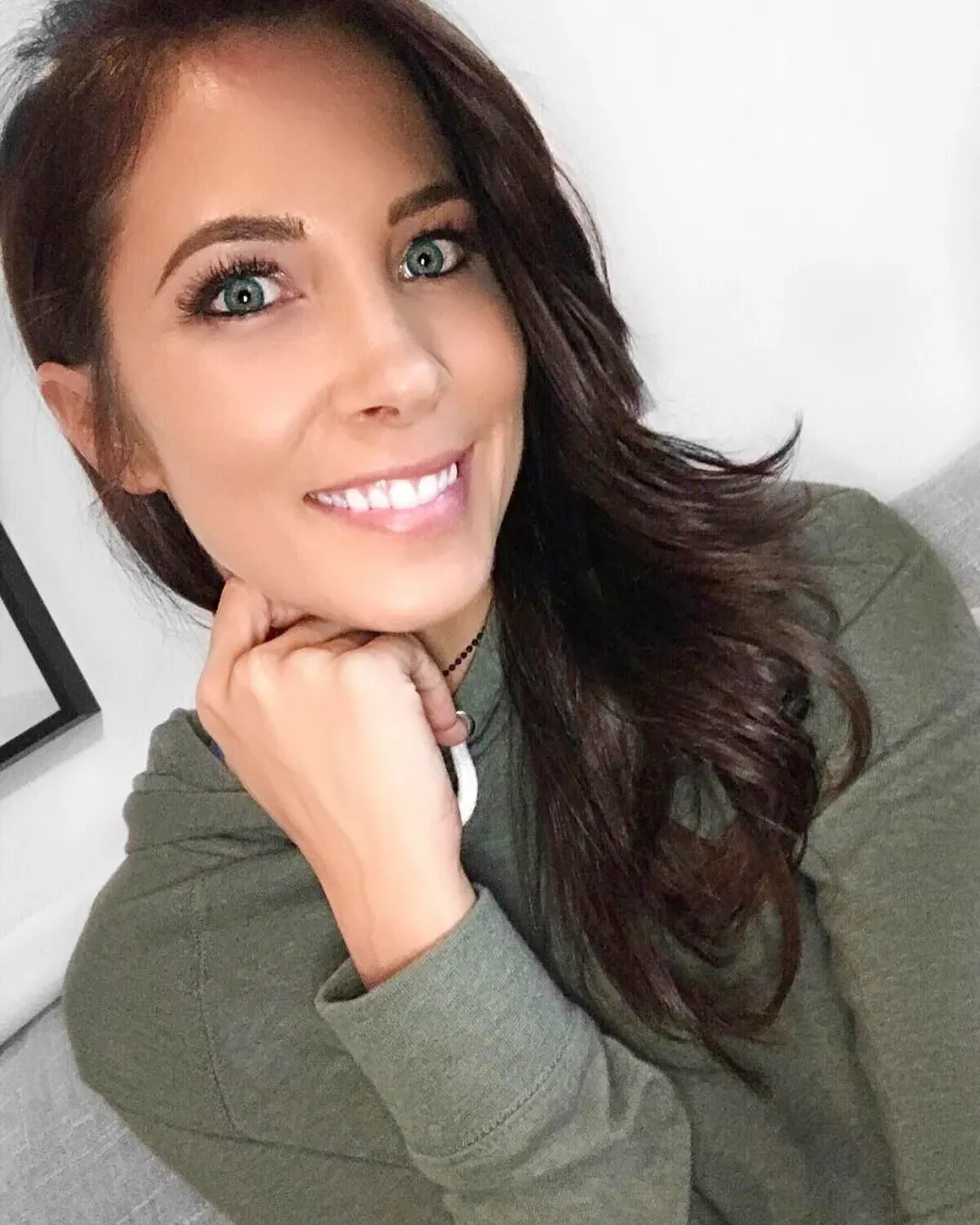 Who Is Trevors Ex-Girlfriend on Bachelor Listen to Your Heart 5 Things to Know About Sierra Nielsen