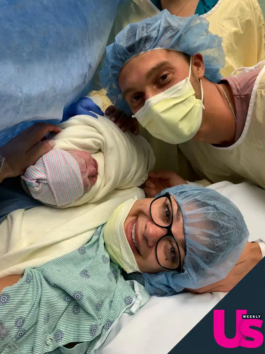 90 Day Fiance's Loren Gives Birth to 1st Child With Husband Alexei: Pics