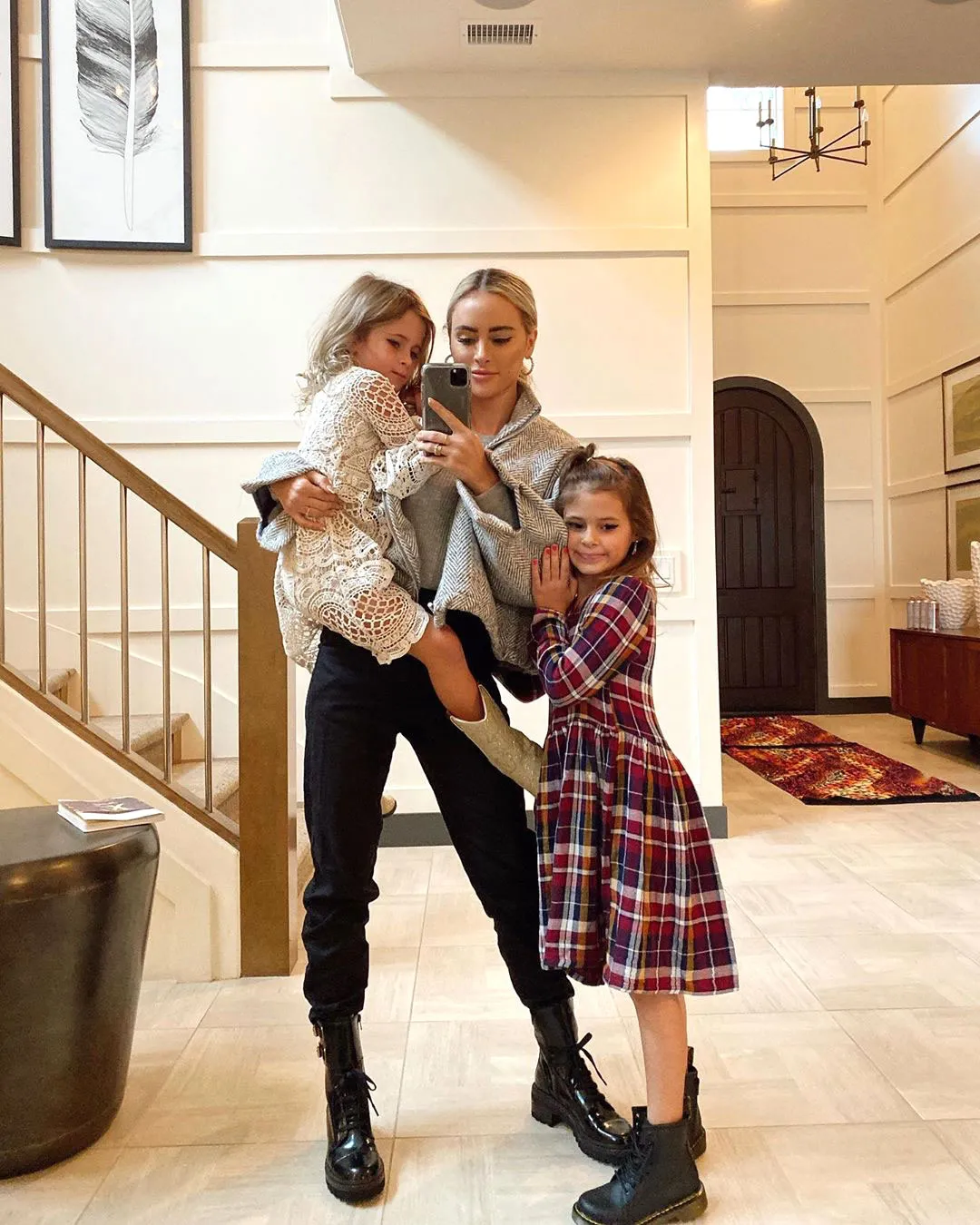 Amanda Stanton Gives Daughters Kinsley and Charlie Privacy Monitoring Phone Use Instagram