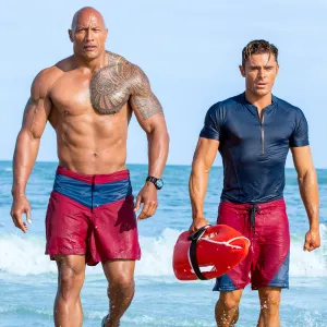 Baywatch Zac Efron Dwayne Johnson