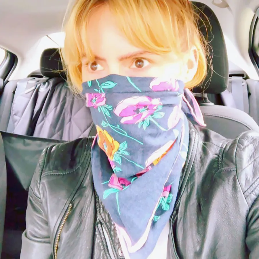 Celebs Making Their Own Face Masks - Jenny Wade