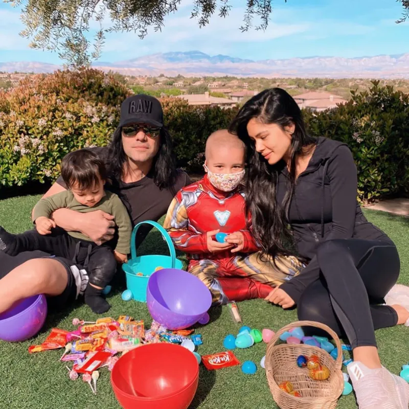 Criss Angel and Shaunyl Benson Shaunyl Benson Iinstagram Easter Egg Hunt