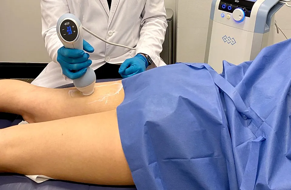 We Tried It The EmTone Noninvasive Skin-Tightening Treatment