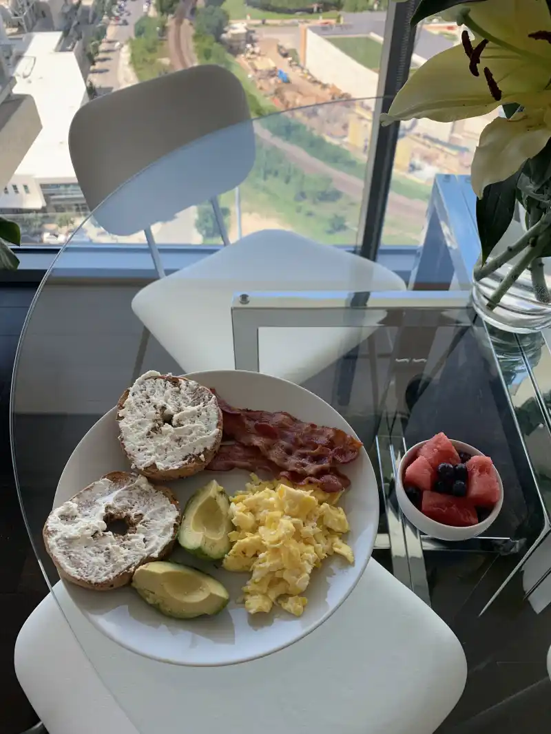 Inside Dennis Quaid Healthy Day