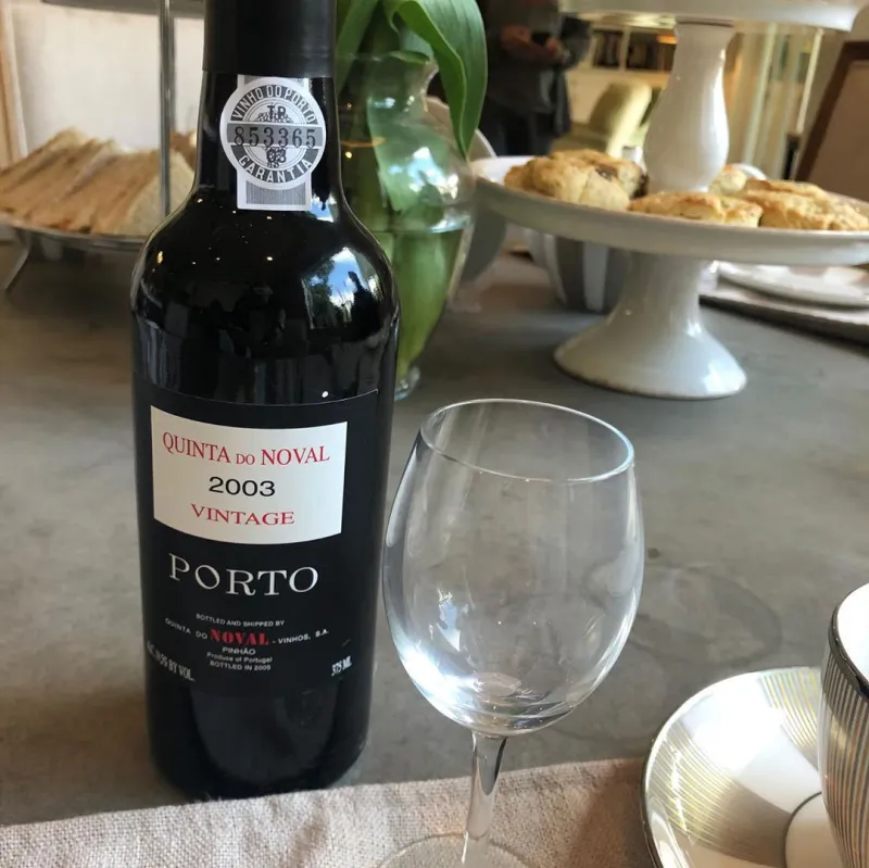 Jason Priestley and Naomi Lowde-Priestley Invite Prince Harry and Meghan Over For Tea Wine