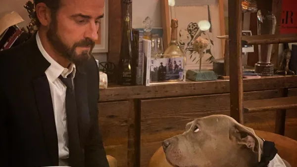Justin Theroux Meals With Kuma