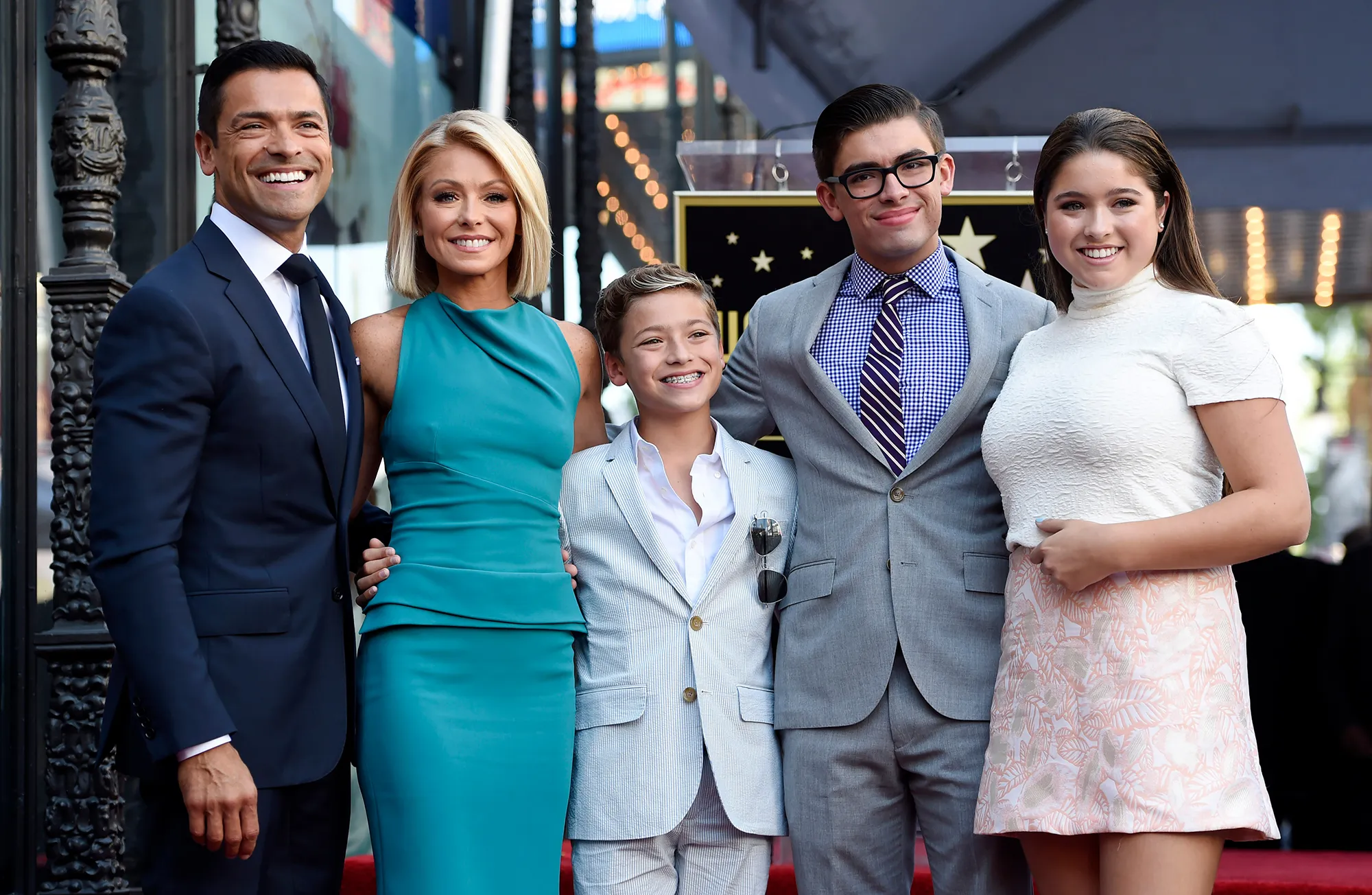 Kelly Ripa Cries Explaining Why Her Kids Won’t Hug Her Amid Quarantine