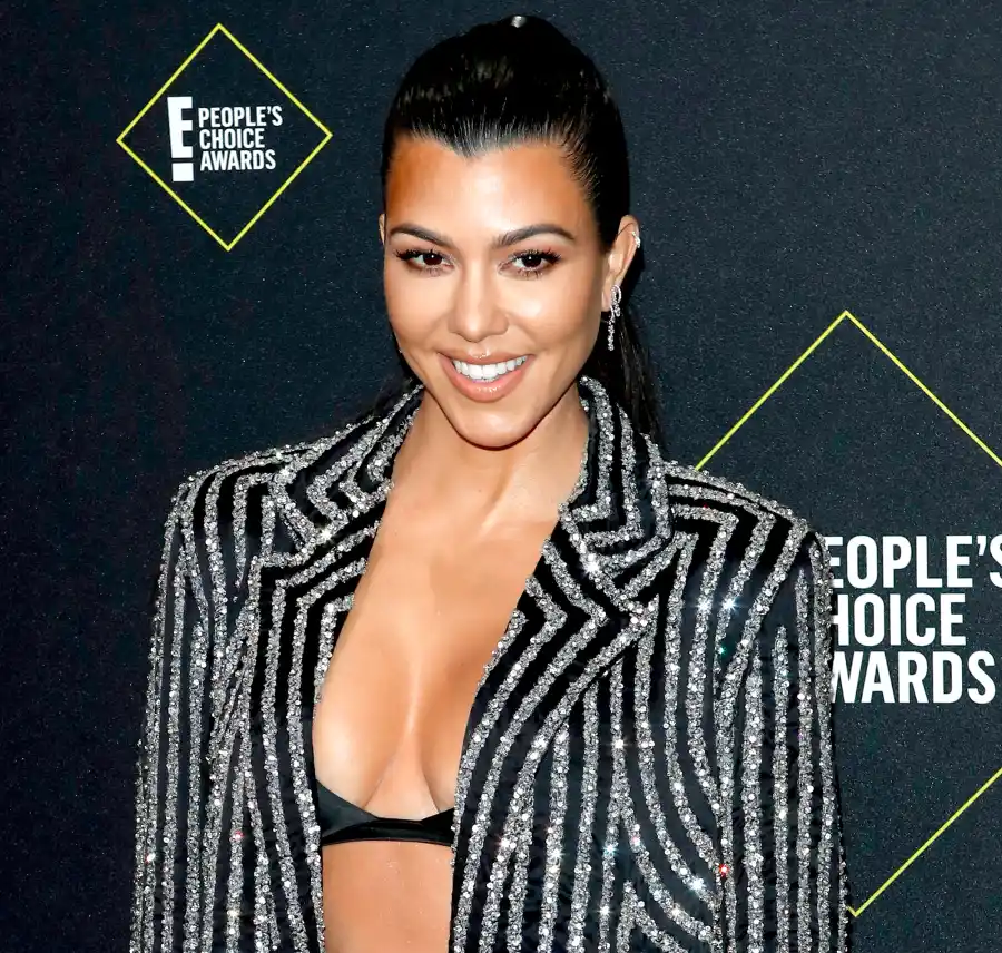 Kourtney Kardashian girl scout cookies