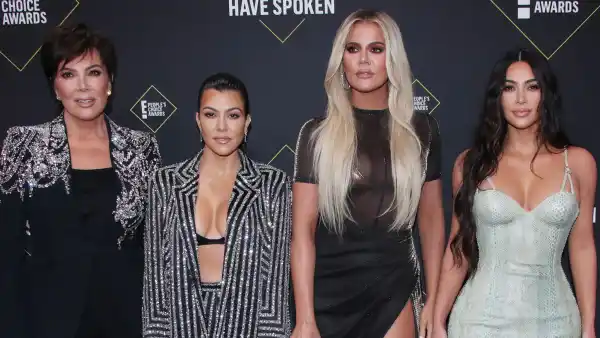 Kris-Jenner-Kourtney-Kardashian-Khloe-Kardashian-Kim-Kardashian