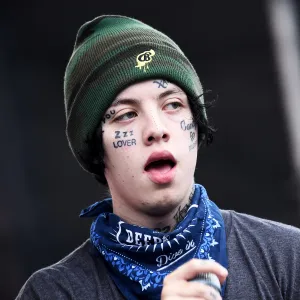Lil Xan Suffers a Panic Attack Amid Coronavirus Pandemic Stress