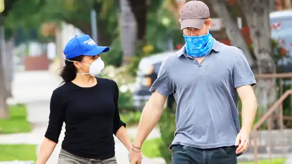 Prince Harry and Meghan Markle Show PDA as They Deliver Food to the Needy in L.A.