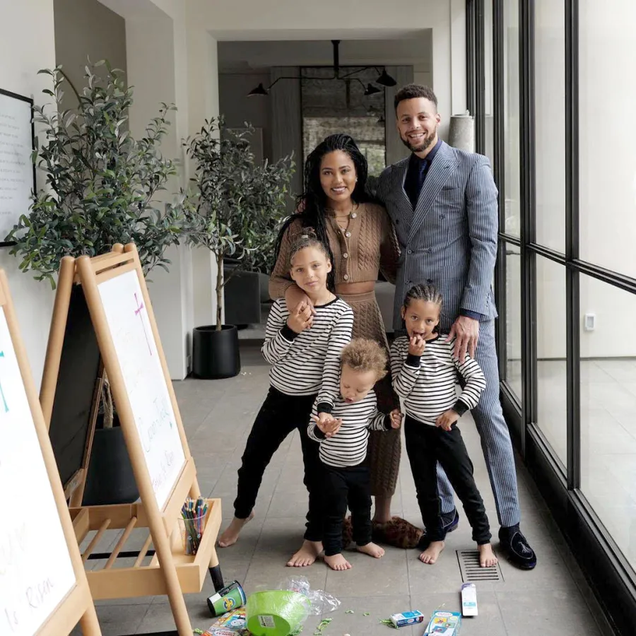Stephen Curry Stars Celebrated Easter Amid Quarantine