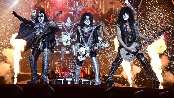KISS Reelz Performing