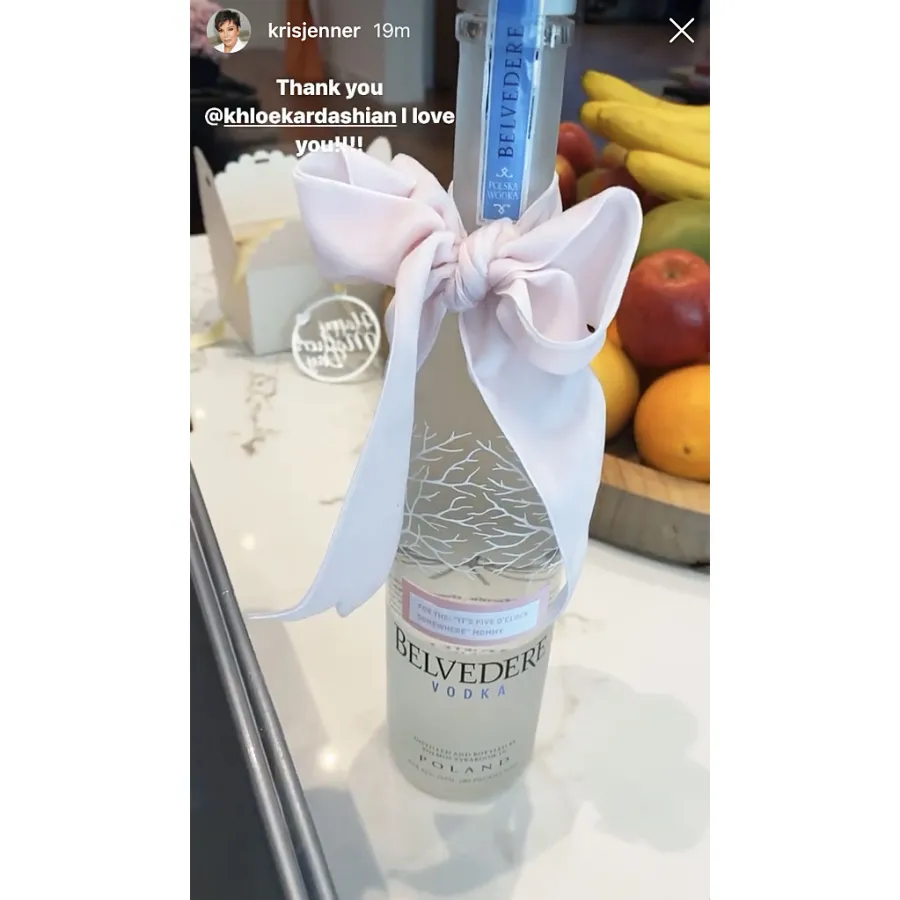 Kris Jenner Mothers Day Eats See What Stars Ate to Celebrate