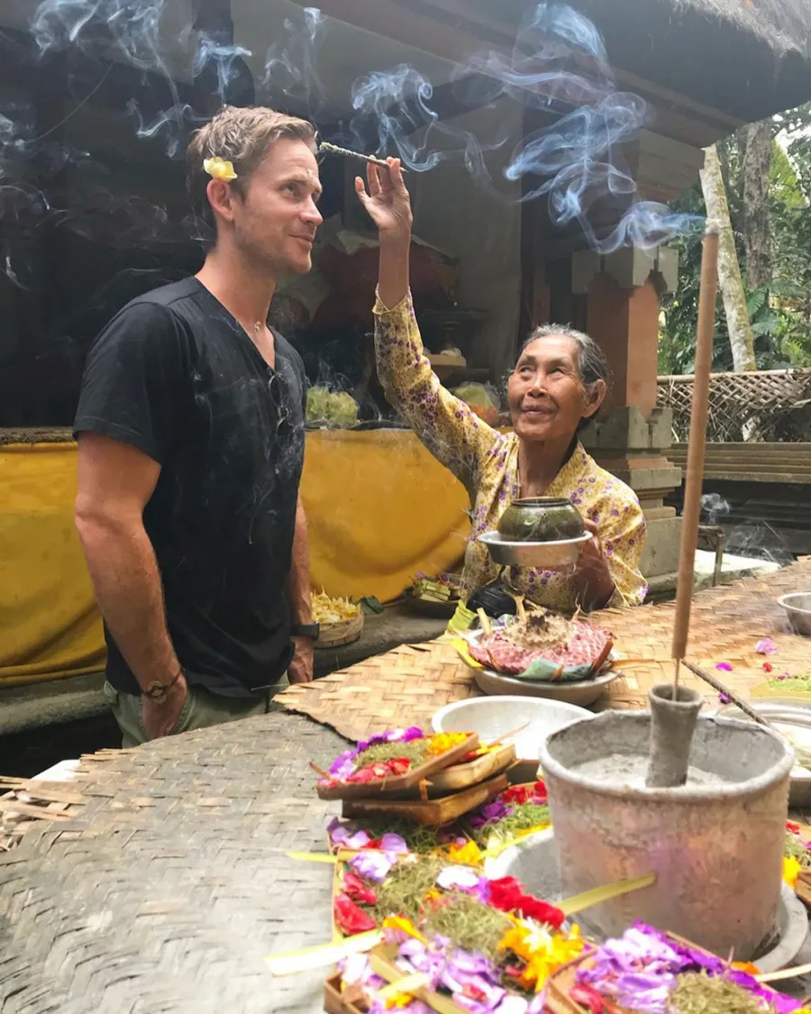 5 Things To Know About Sophia Bush New Man Grant Hughes