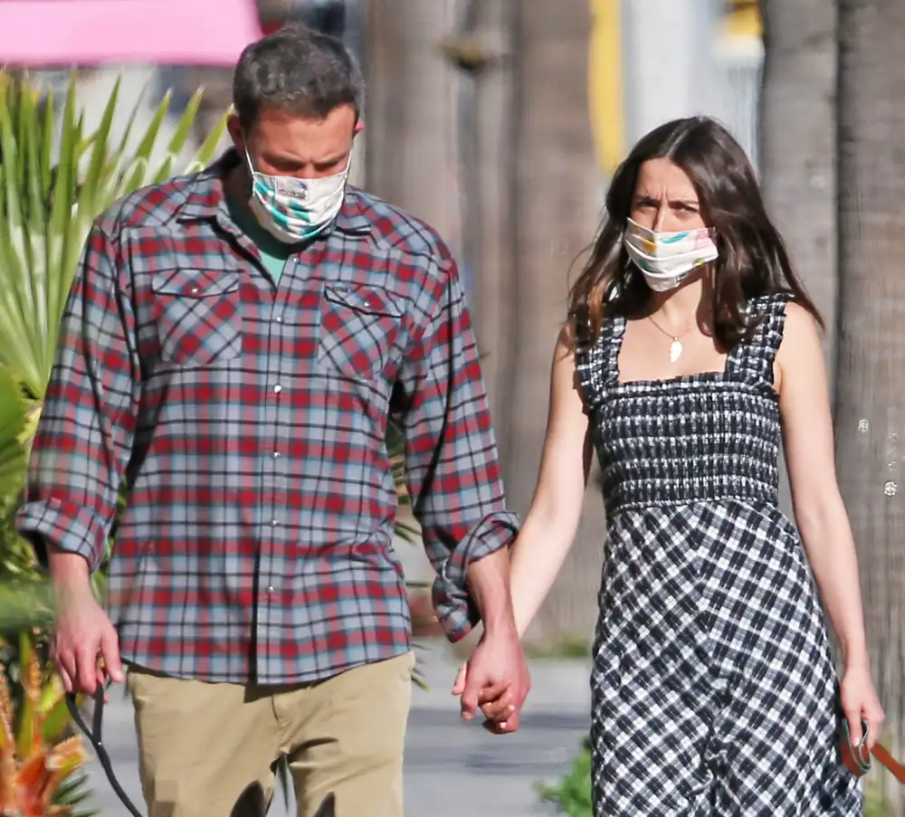 Ben Affleck and GF Ana de Armas Wear Matching Heart Necklaces