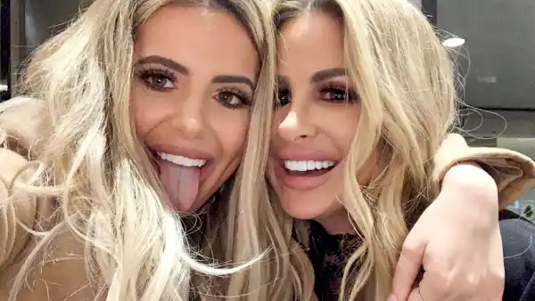 Brielle Biermann Bakes a Cake for Mom Kim Zolciaks Birthday