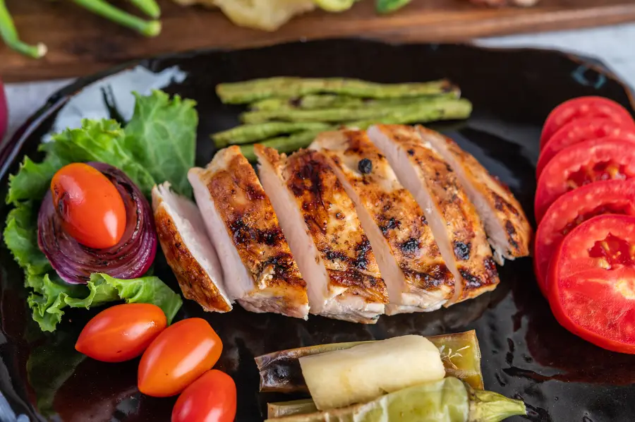 Chicken and Vegetables Foods That Helped Katie Maloney Shed 25 Lbs