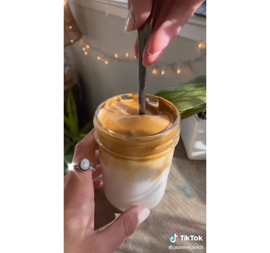 Dalgona Coffee jasmine.mich