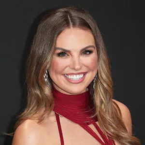 Hannah Brown Opens Up About Skin Struggles: "It Was Truly One of the Hardest Things That I've Gone Through'