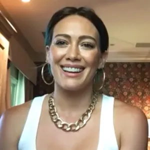 Hilary Duff Joins Lizzie McGuire Castmates in Table Read for Charity