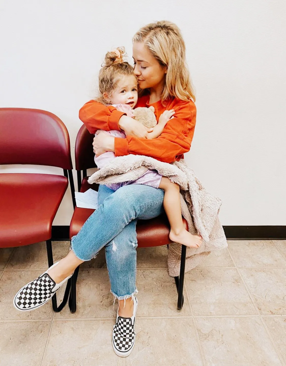 Instagram Influence Ashley Stock’s 3-Year-Old Daughter Dies After Battle With Brain Cancer