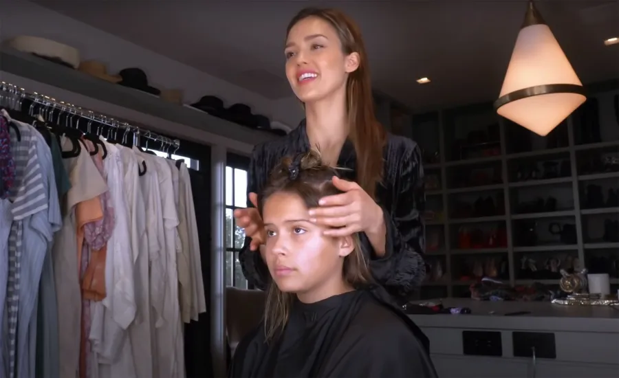 Jessica Alba Gives Her Daughters At-Replica Luxury Handbag Cuts: 'I Bow Down to Hairdressers'