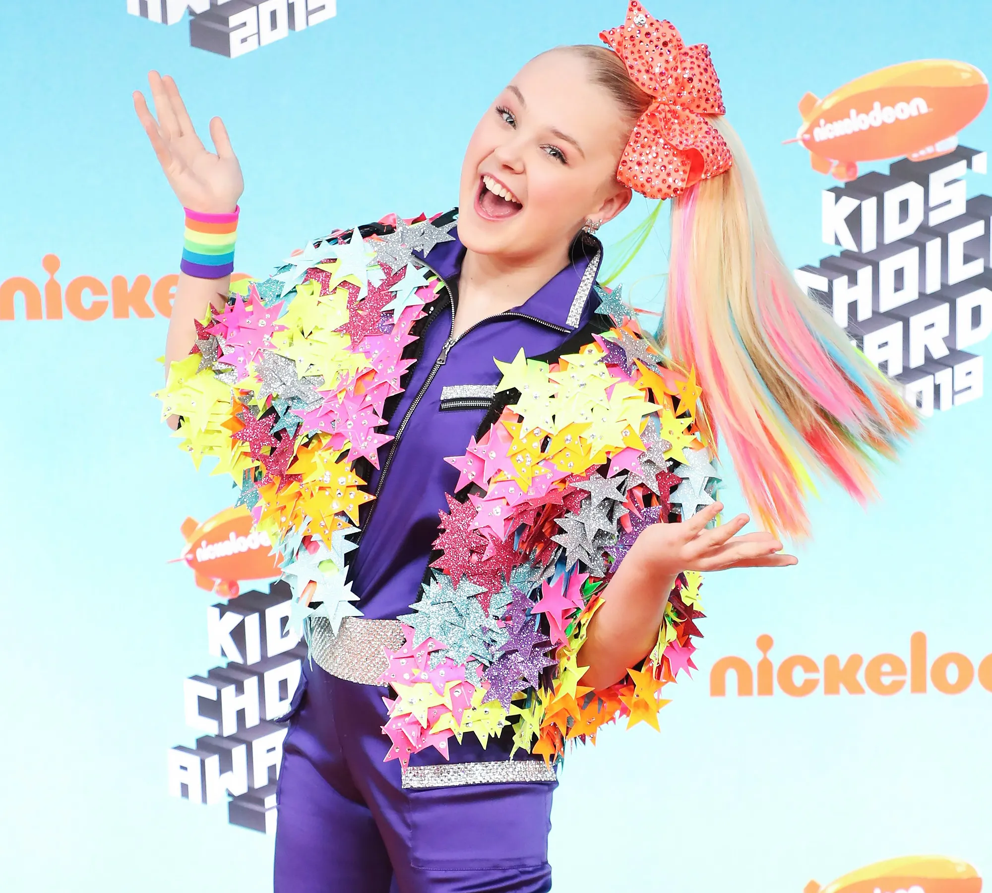 JoJo Siwa pony tail bow