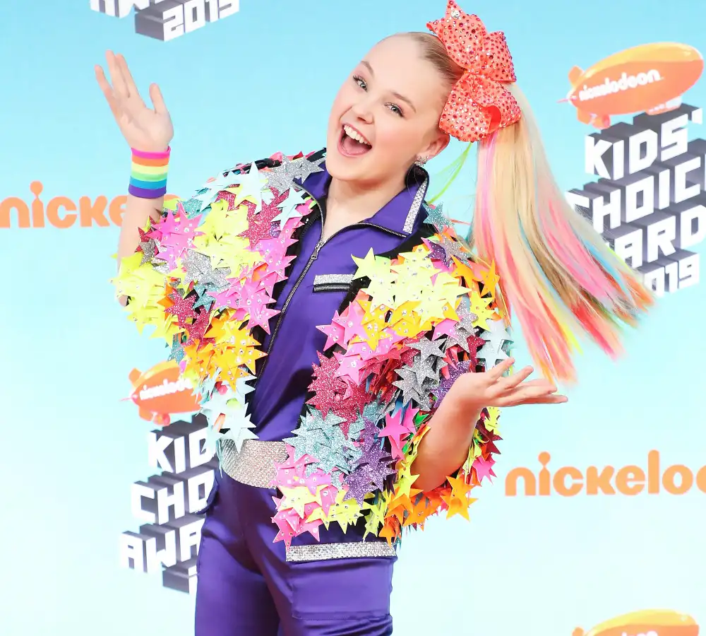 JoJo Siwa pony tail bow