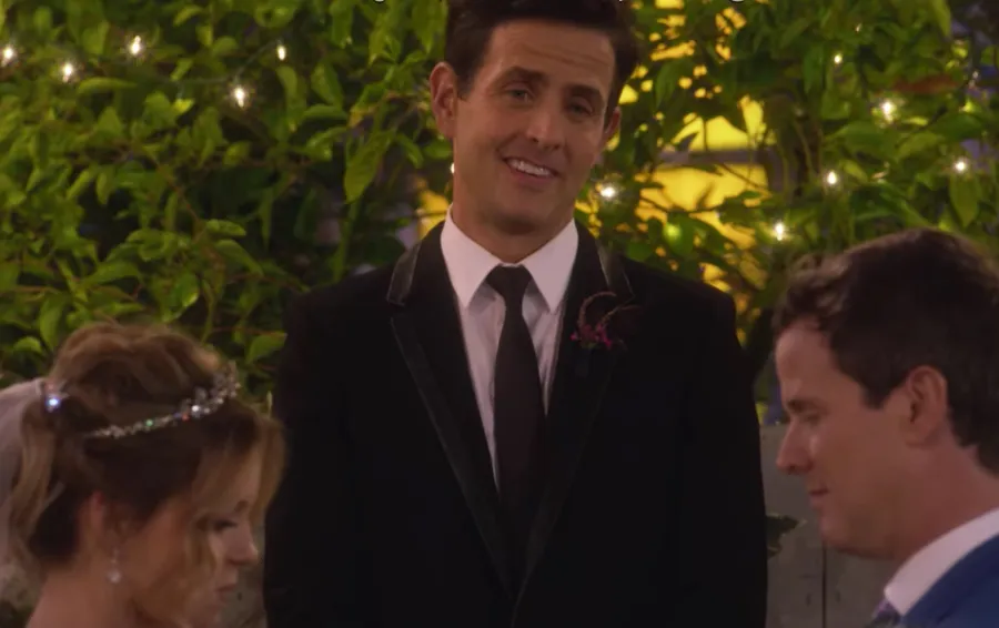 Joey McIntyre Fuller House