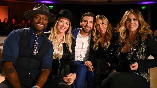 e Diggs, Jewel, Jason Tartick, Kaitlyn Bristowe, Rita Wilson Main Tay Listen to Your Heart Recap