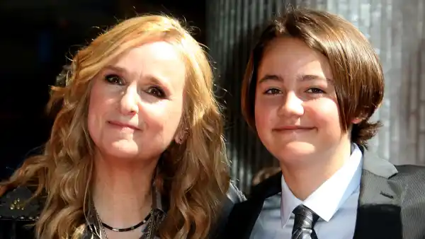 Melissa Etheridge and Julie Cypher’s Son Beckett Dies at 21