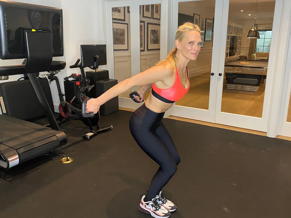 Molly Sims Days During the Coronavirus Outbreak 3