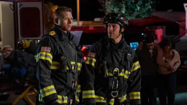 Oliver Stark Ryan Guzman 911 Finale
