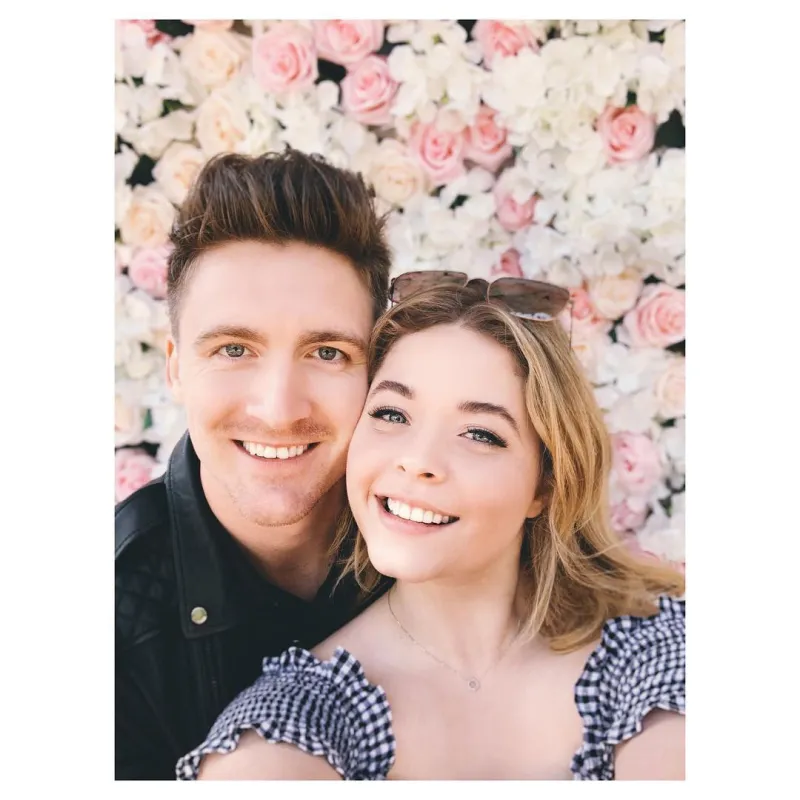 Pretty Little Liars Sasha Pieterse Pregnant Expecting 1st Child With Husband Hudson Sheaffer