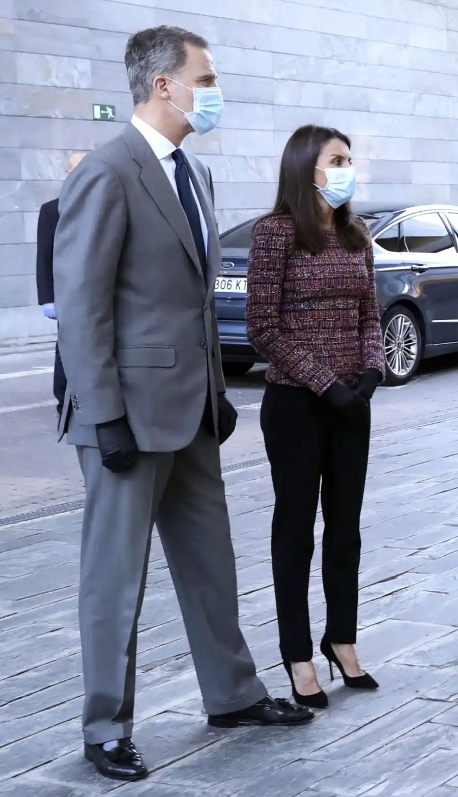 See How Queen Letizia Matches Her Protective Gloves to Her Ensemble