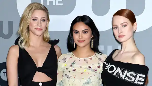 Riverdale Lili Reinhart Camila Mendes Madelaine Petsch Joins The Simpsons