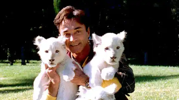 Roy Horn Dead