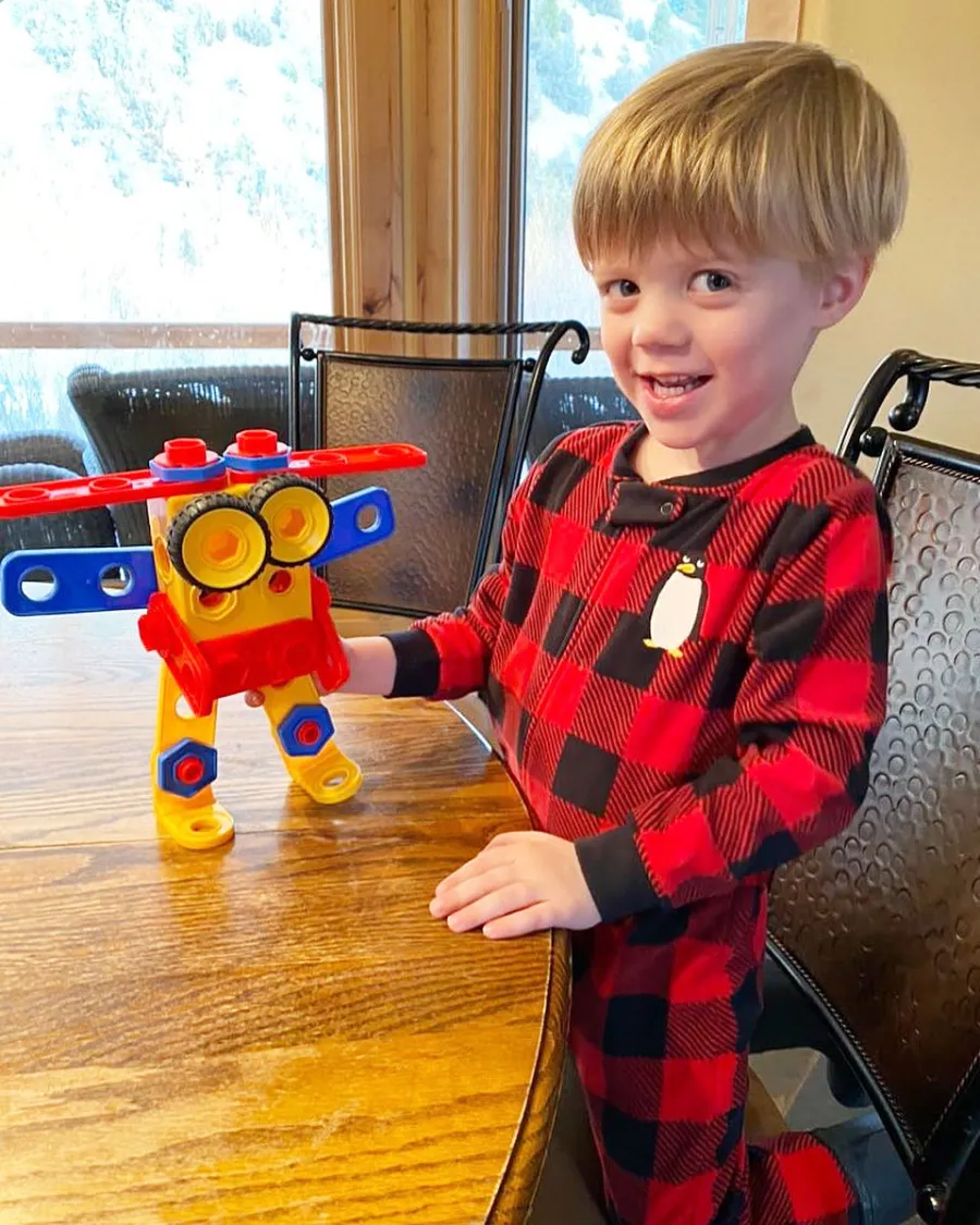 Son Remy Speech Delay Kelly Clarkson Most Relatable Parenting Quotes