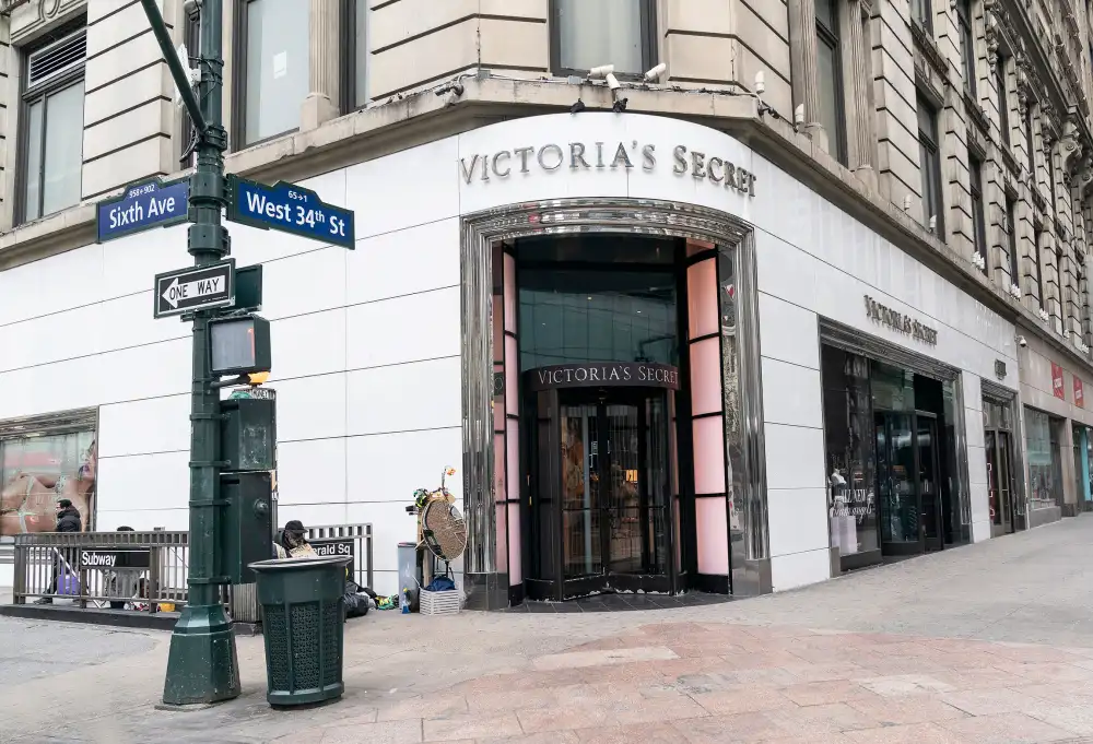 Victoria&rsquo;s Secret Is Closing a Quarter of Its Stores Nationwide