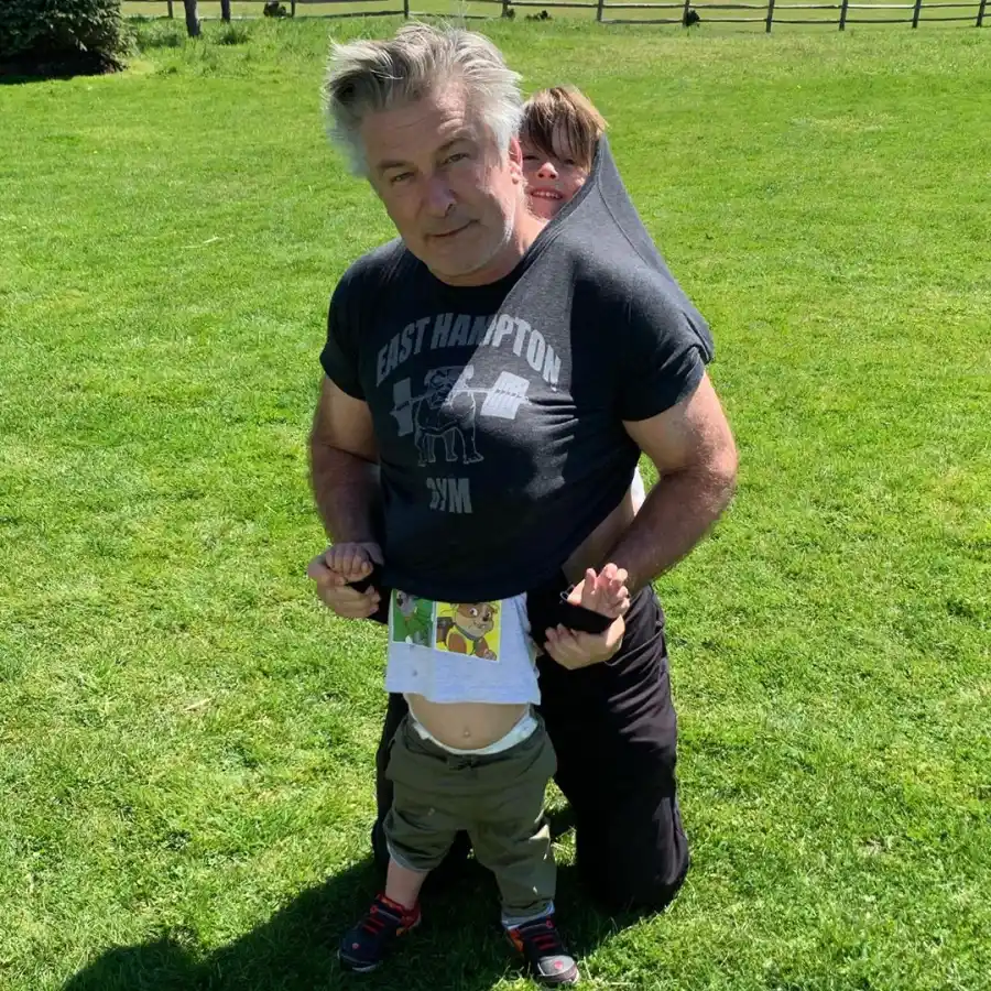 alec-hilaria-baldwins-sweetest-pics-with-their-kids-family-album