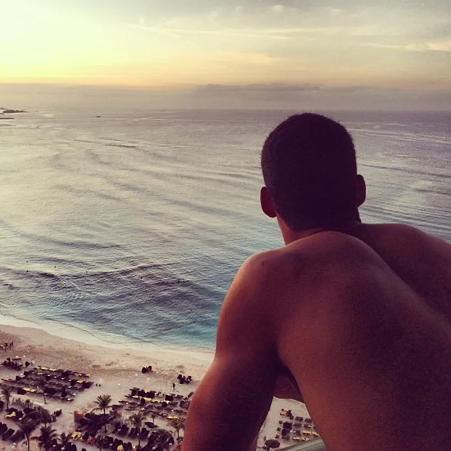 The Bachelor Star Matt James Hottest Photos