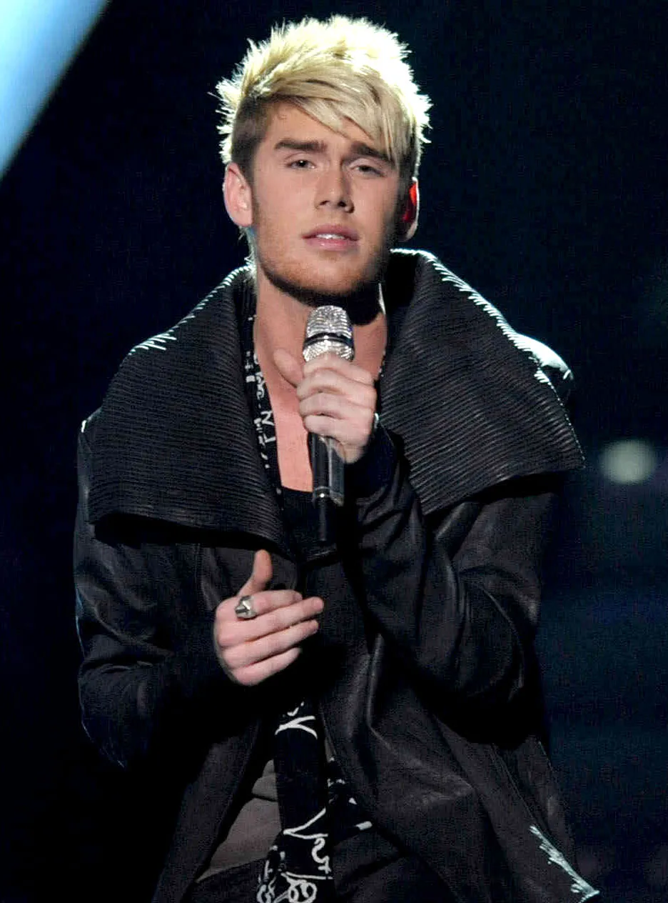 American Idol Colton Dixon, Wife Annie Dixon Welcome Twin Daughters